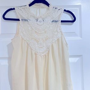 Lace sleeveless top